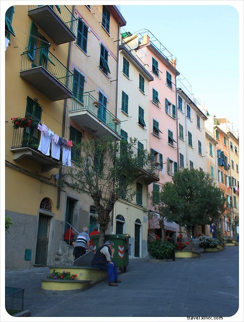 Hiking Cinque Terre: Escape the Crowds on Italy s Iconic Coastal Trail