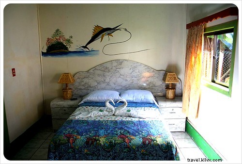 Big Corn Island vs. Little Corn Island: Nicaragua s Caribbean Gems Compared