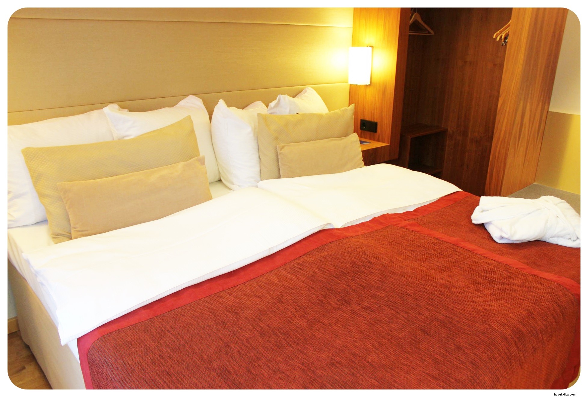 How to Beat Jet Lag Fast: Proven Tips After Long-Haul Flights