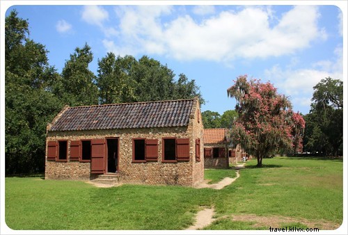 Discovering the Authentic South: An Insider s Guide to Charleston, South Carolina