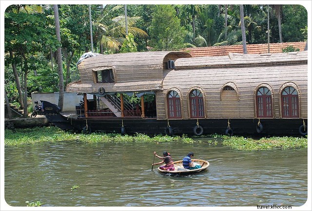 Kerala Backwaters Bliss: Our Unforgettable 3-Day Houseboat Cruise in India