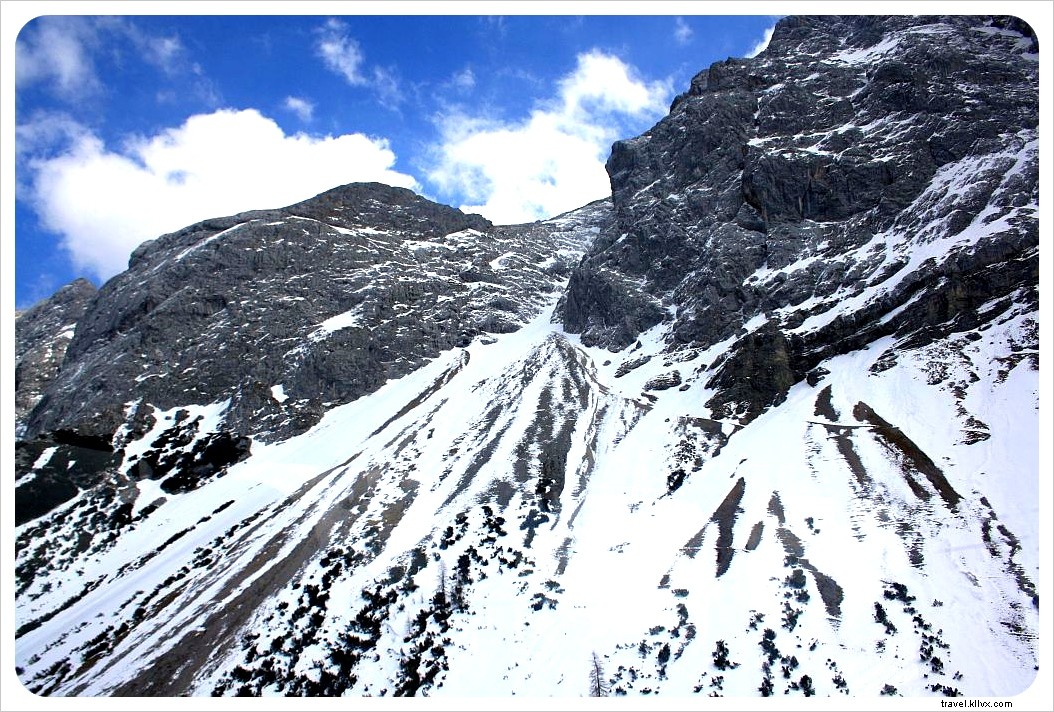 Ultimate Day Trips from Munich: Neuschwanstein Castle, Zugspitze Peak, and Beyond