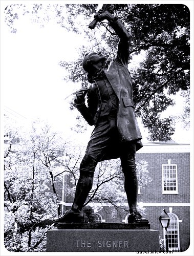 Discover Philadelphia Beyond Historic Sites: Vibrant Markets, Isaiah Zagar s Mosaics, Murals, and Craft Brews