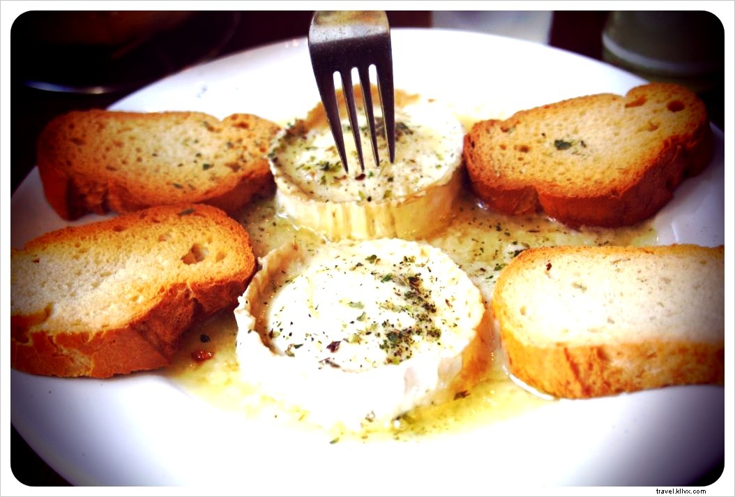 Top 5 Honeymoon Destinations for Foodie Couples: Romantic and Culinary Delights