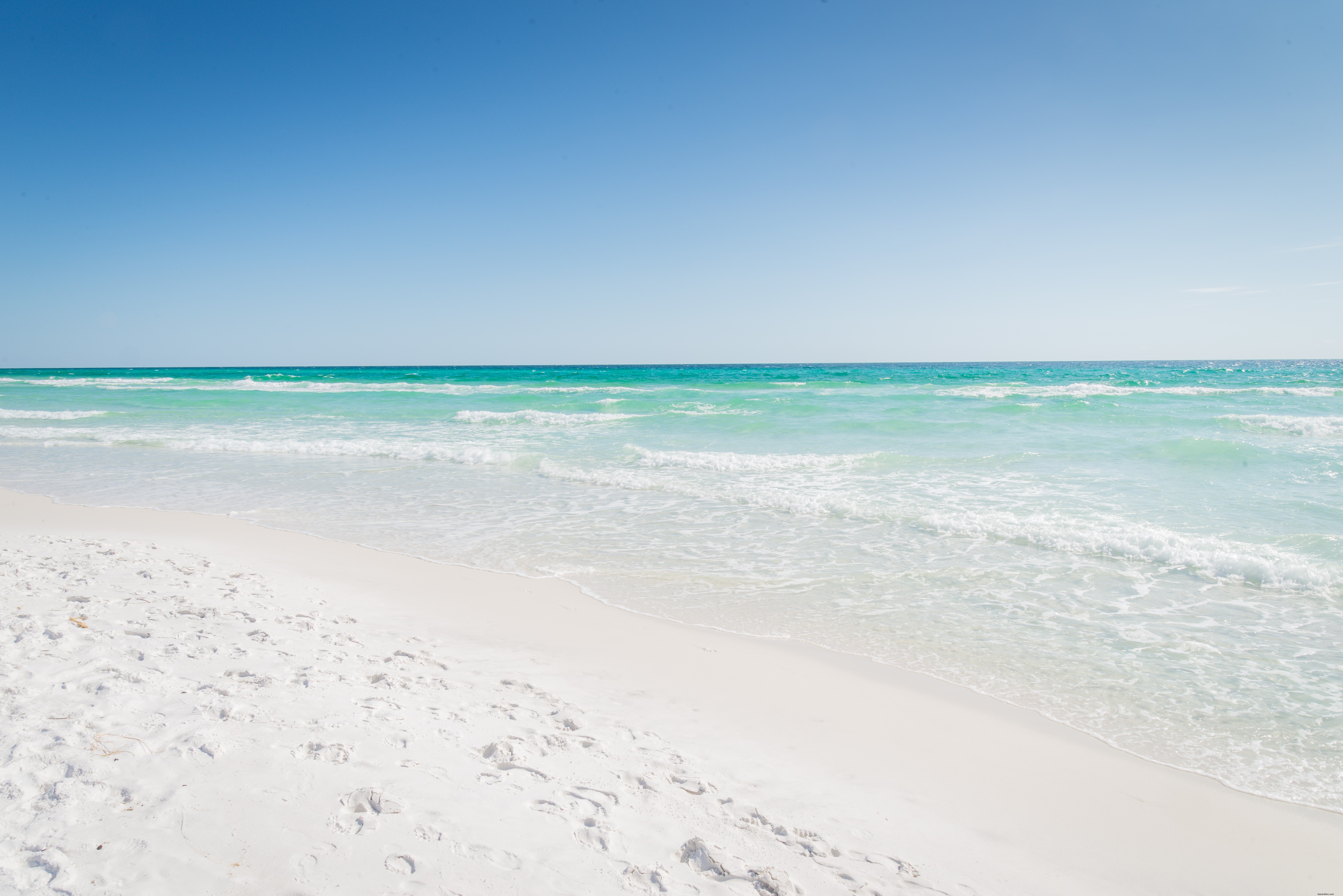 Florida Beyond Miami: Iconic Theme Parks, Wildlife, Beaches & Adventures