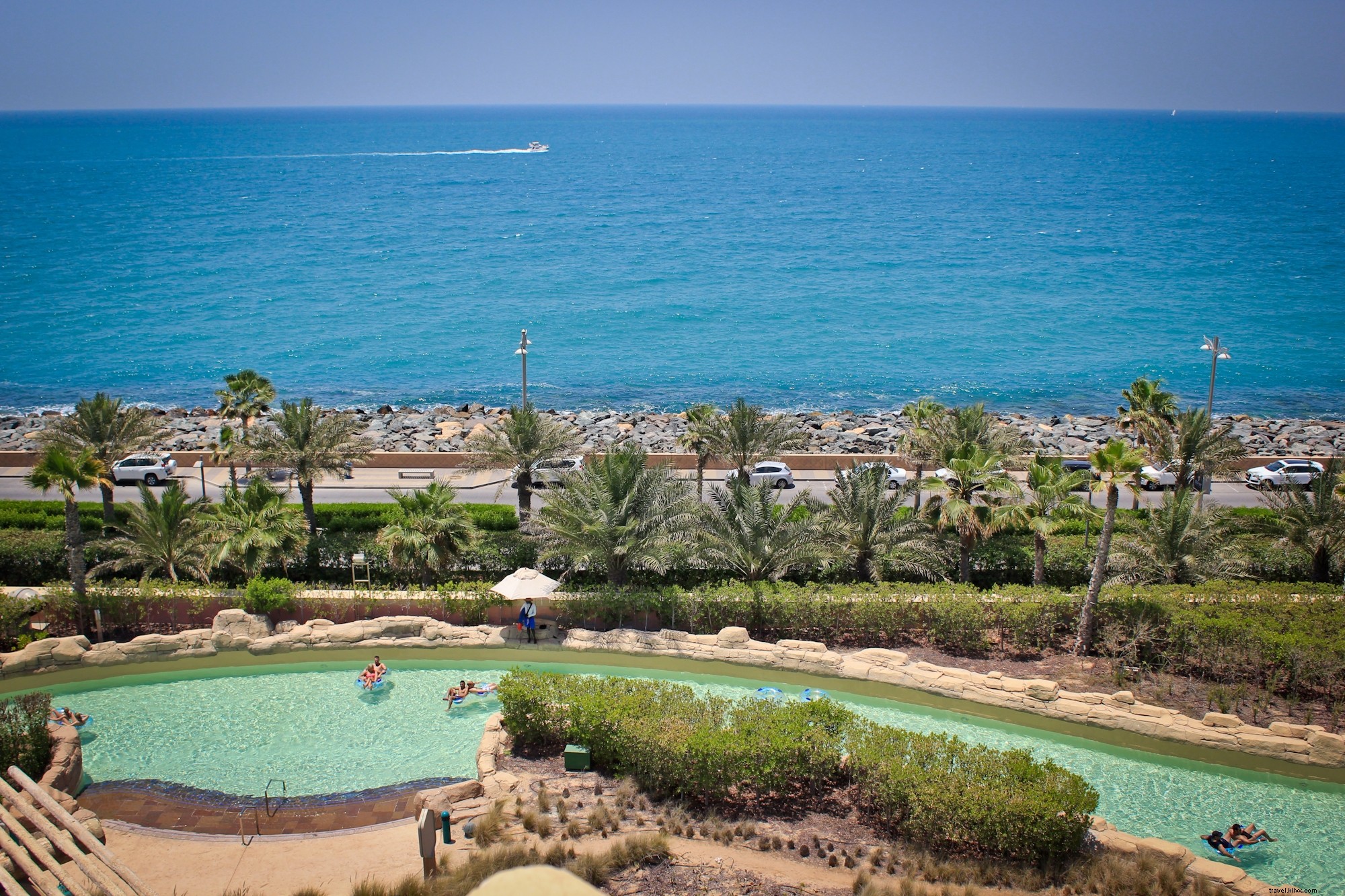 7 Essential Tips for Traveling to the UAE: Expert Advice for an Unforgettable Trip