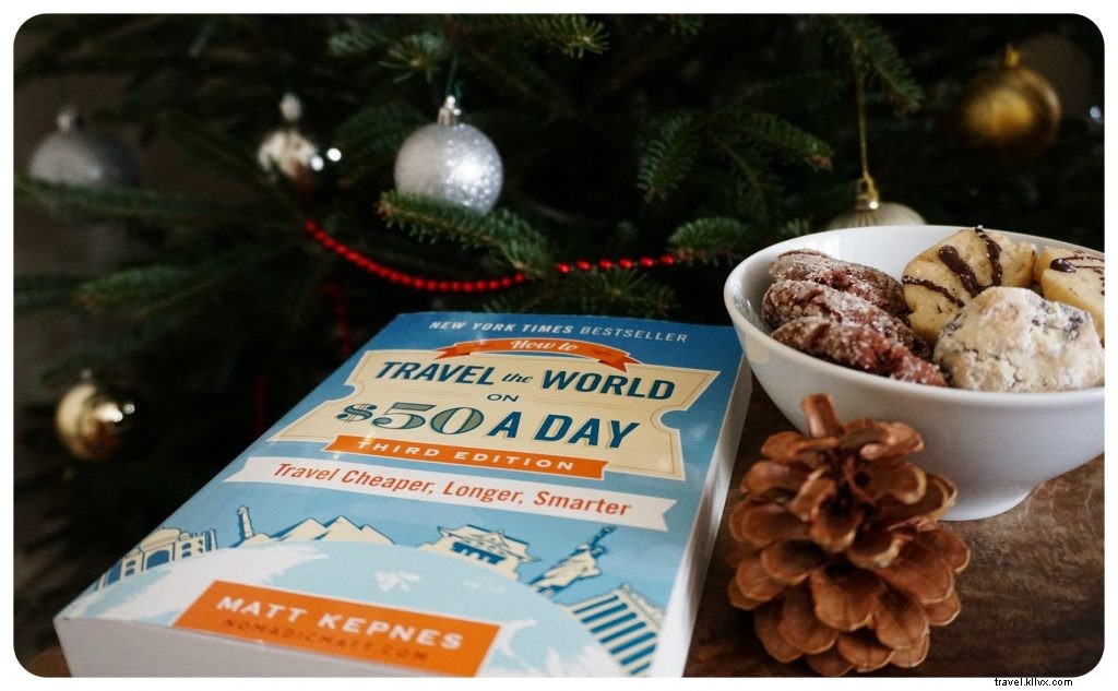 2017 Holiday Gift Guide for Globetrotters: Expert Picks for Travelers + Exclusive Giveaways