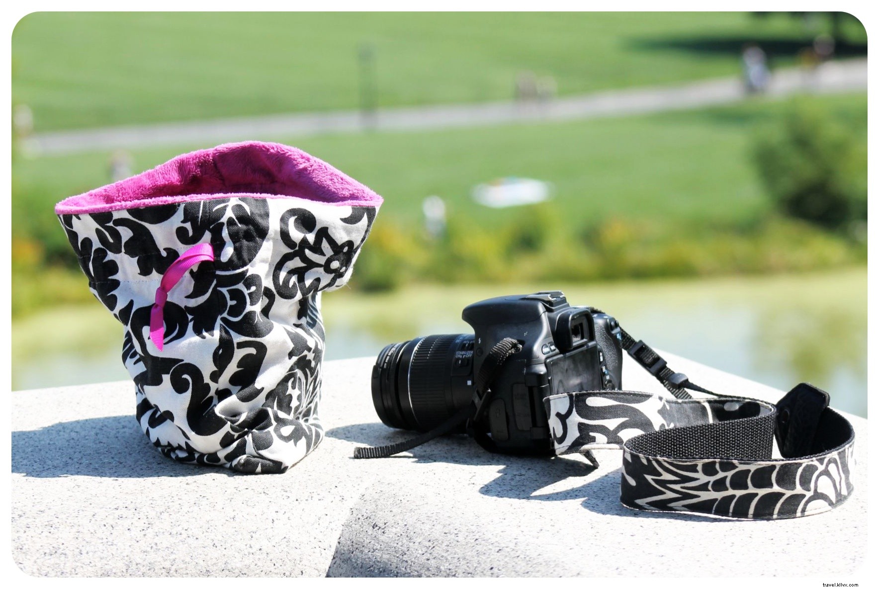 Holiday Gift Guide for Globetrotters: 10 Traveler-Tested Essentials