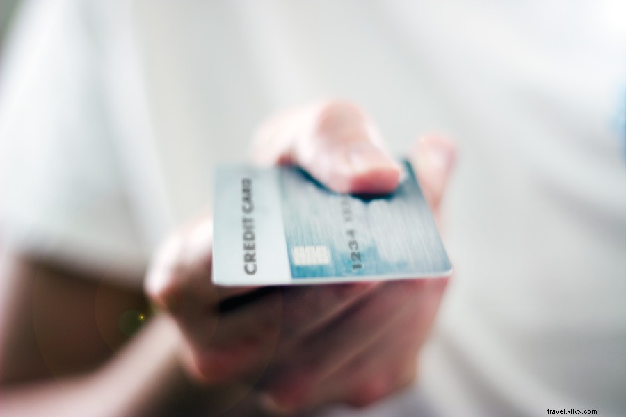 4 Essential Tips for Choosing the Best Travel Credit Card
