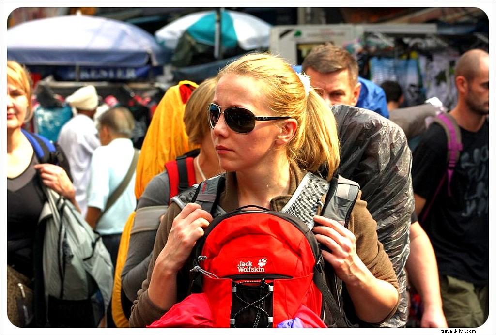 Best Ways to Make Affordable International Calls While Traveling the World