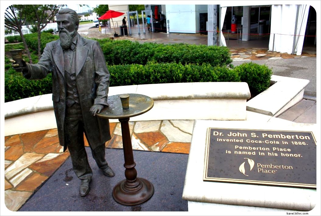 Why Visit Atlanta: World-Class BBQ, Luxury Shopping, and Southern Charm