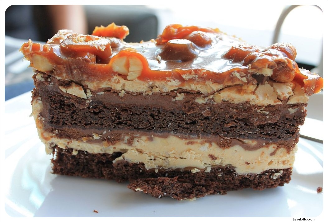 Discovering Singapore: First Impressions, Key Observations, and Fascinating Facts