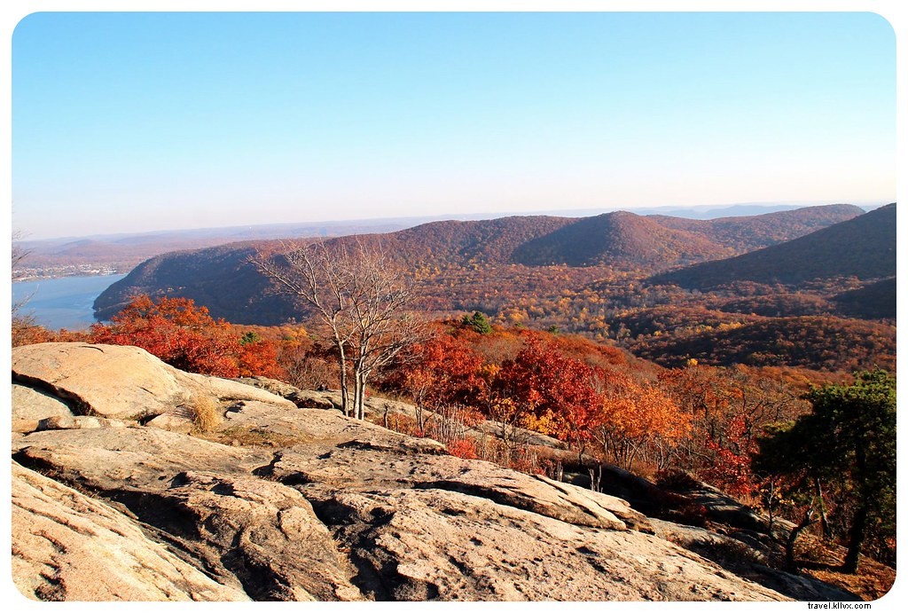 Ultimate New York Fall Foliage Road Trip: Scenic Drives, Hikes & Charming Towns