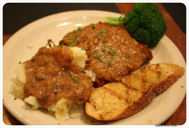 Best Vegan Restaurants in Chicago: Our Honest Reviews from a Month in the Windy City