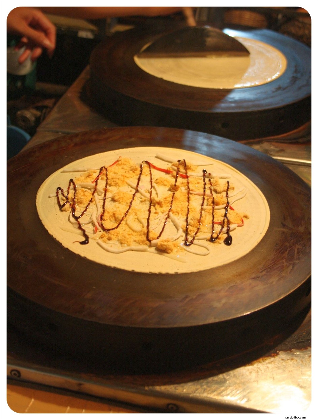 Exploring Thailand s Vibrant Street Food Scene: A Vegetarian s Delight in Bustling Markets