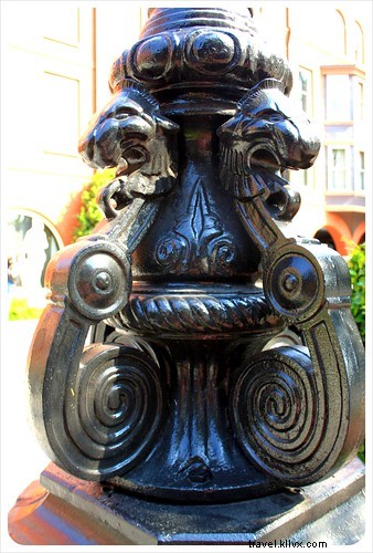 Discover the Enchanting Charm of Savannah, Georgia: Stunning Road Trip Photos