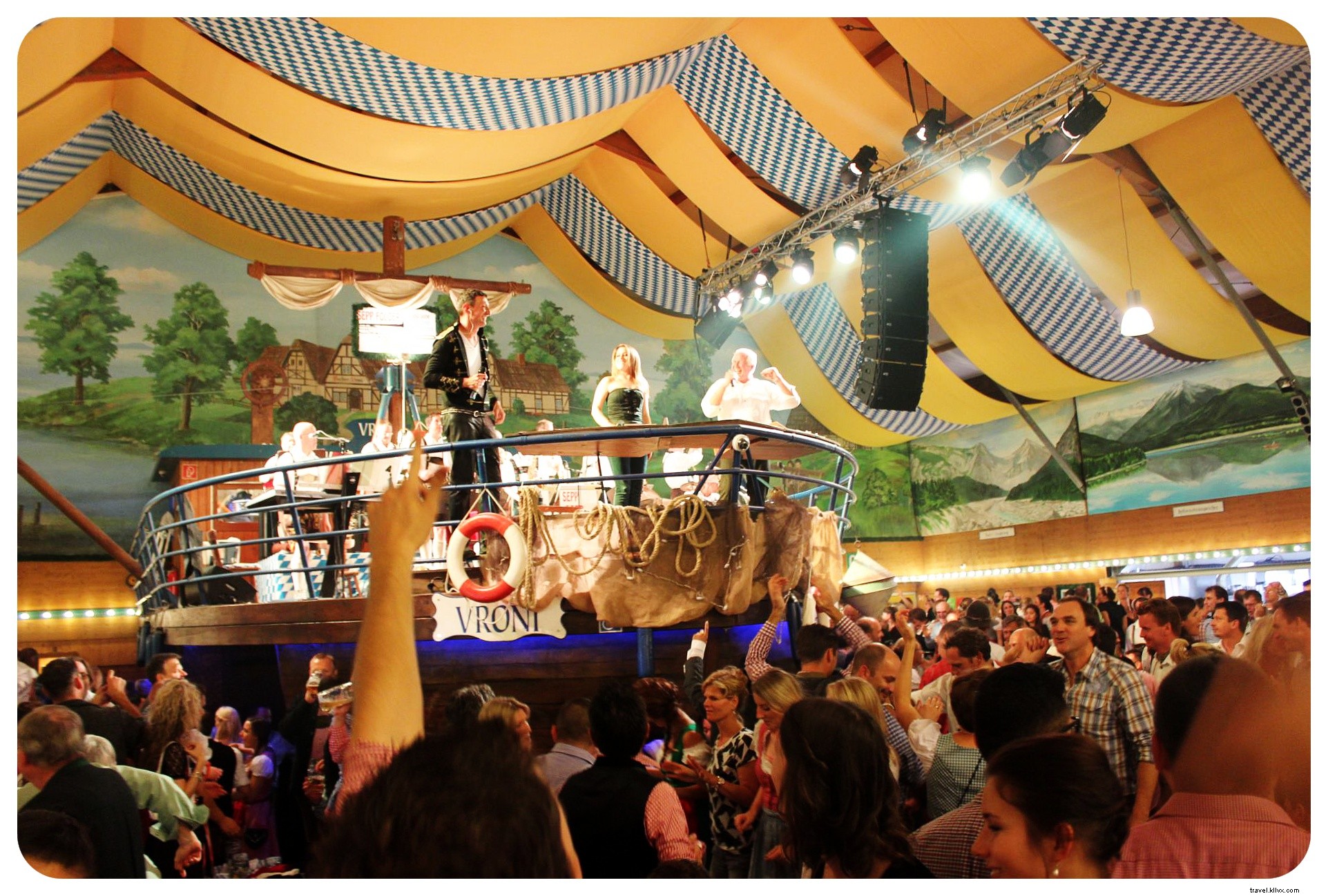 Oktoberfest Munich Guide: Insider Tips, History, and Essential Experiences from a Seasoned Visitor