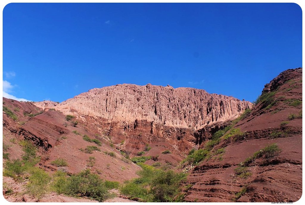 Argentina by Bus: Breathtaking Road Trip Scenes and Insider Travel Tips