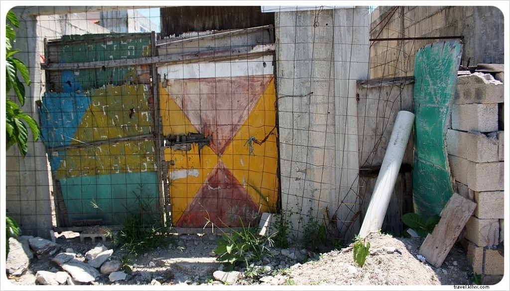 The Two Faces of Playa del Carmen: Exploring the Iconic Fifth Avenue from Tourist Haven to Local Reality