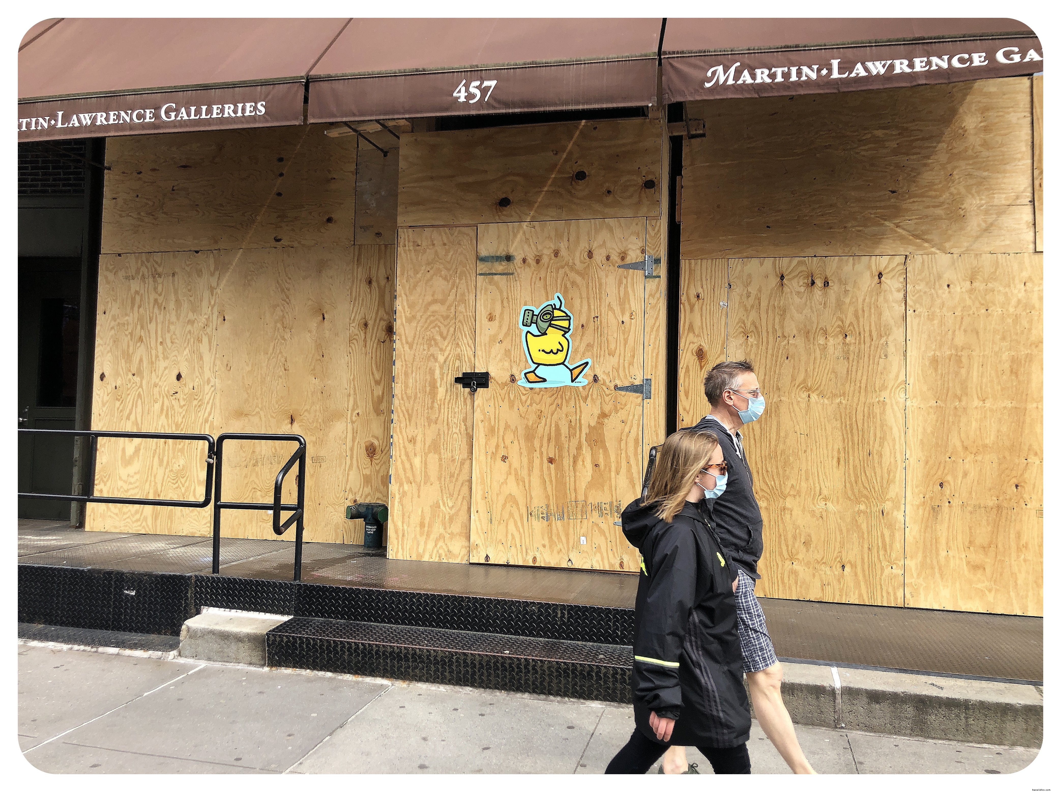 Life in New York City During the COVID-19 Lockdown: A Resident s Firsthand Account