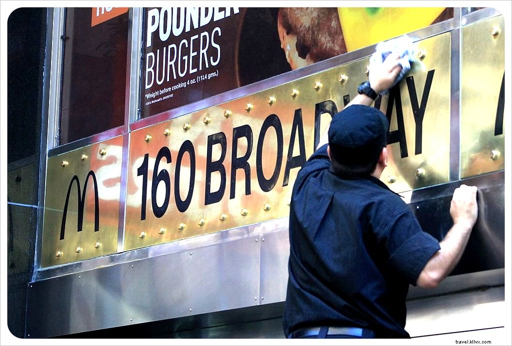 Walking Broadway End-to-End in NYC: Our 8-Mile Adventure from Battery Park to Harlem