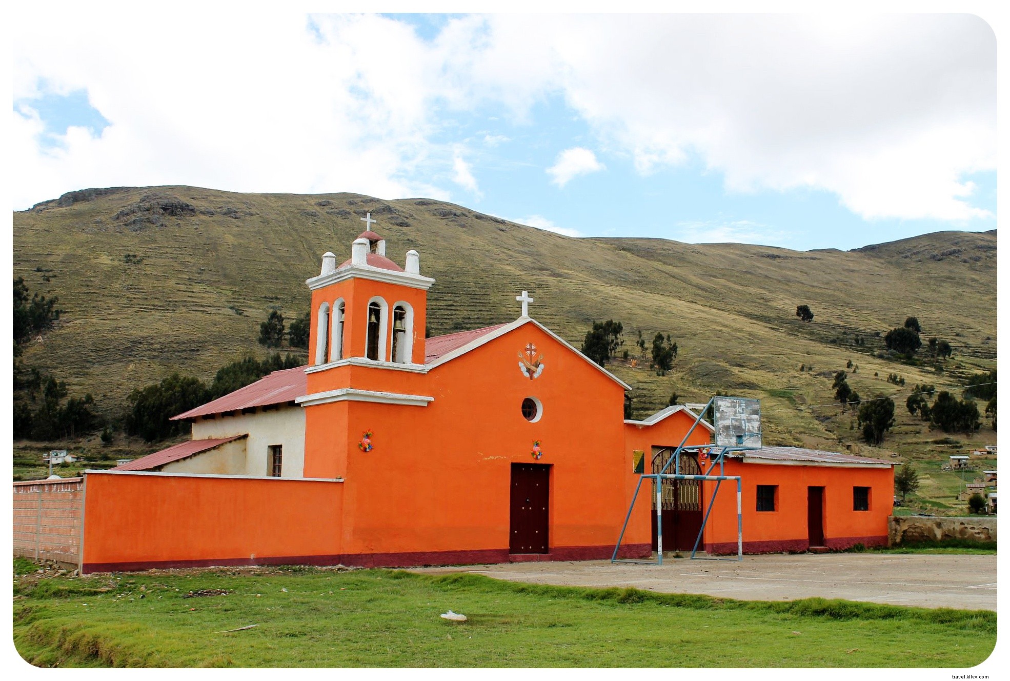 20km Hike Along Lake Titicaca Shores: Discovering Rural Bolivia from Copacabana