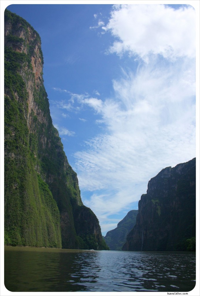Sumidero Canyon: Stunning Natural Beauty, Abundant Wildlife, and Environmental Challenges