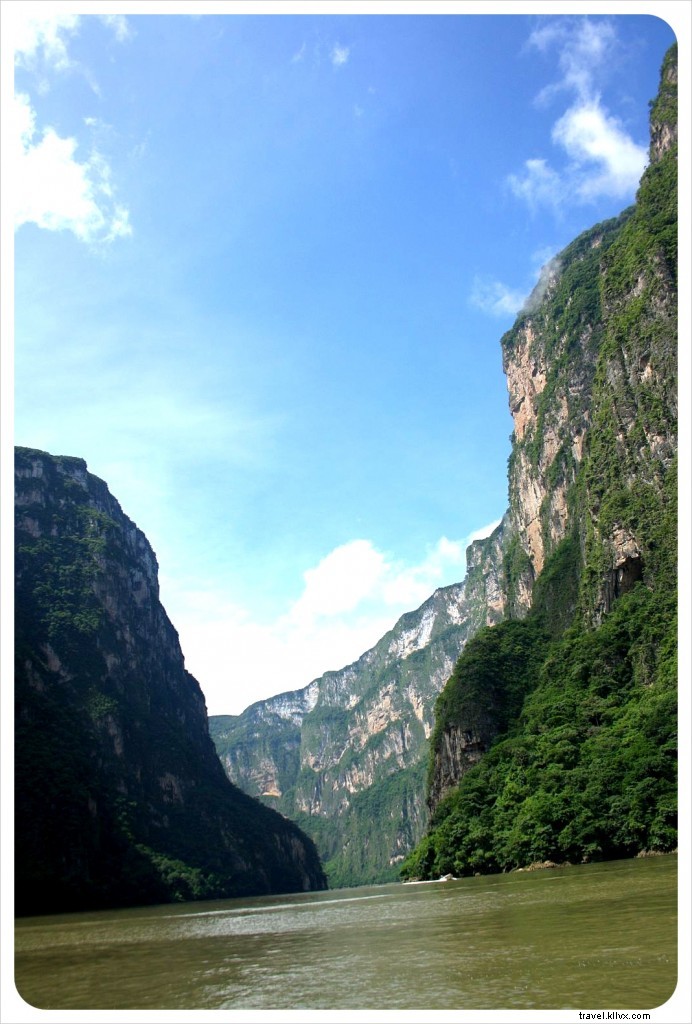 Sumidero Canyon: Stunning Natural Beauty, Abundant Wildlife, and Environmental Challenges