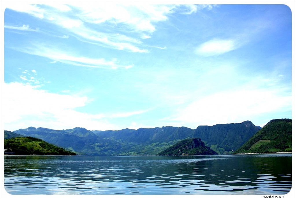 Sumidero Canyon: Stunning Natural Beauty, Abundant Wildlife, and Environmental Challenges