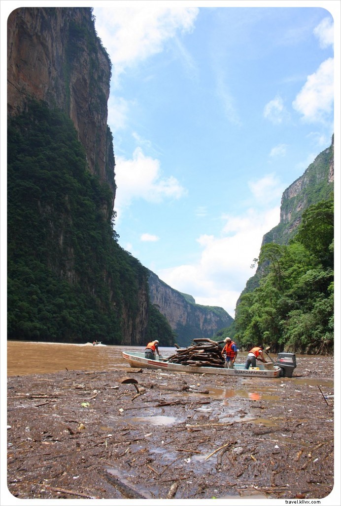 Sumidero Canyon: Stunning Natural Beauty, Abundant Wildlife, and Environmental Challenges