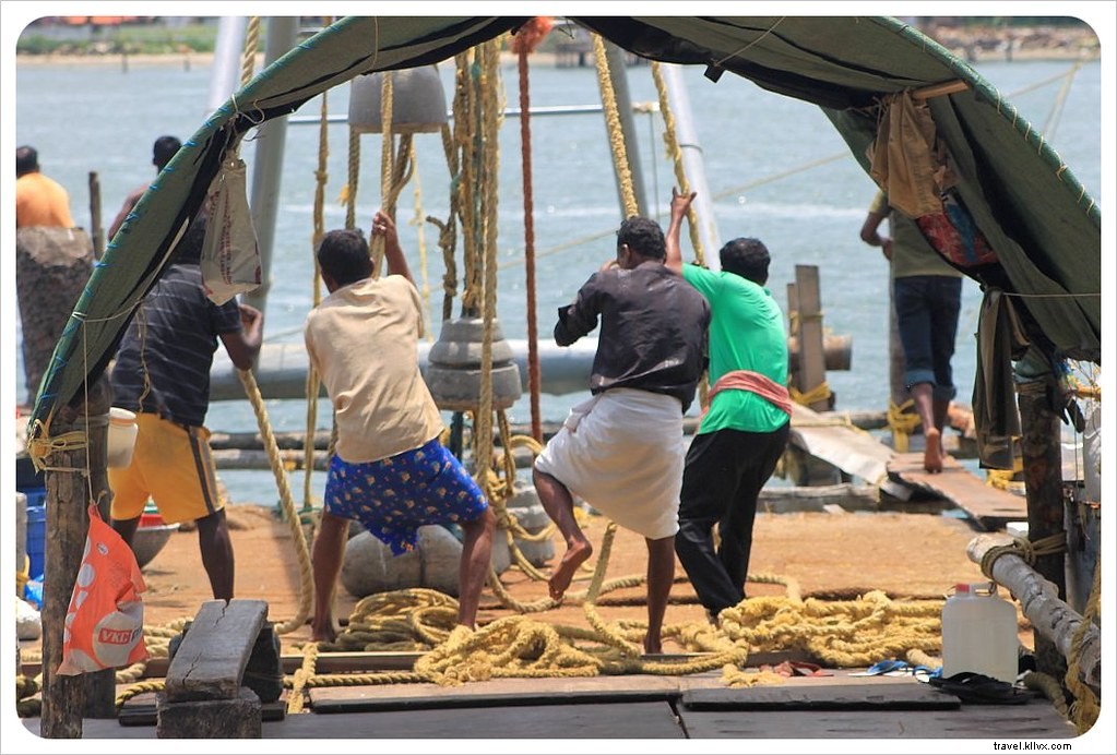 The Rigorous Daily Lives of South India s Fishermen: Chinese Nets in Kochi and Traditional Hauls in Kovalam