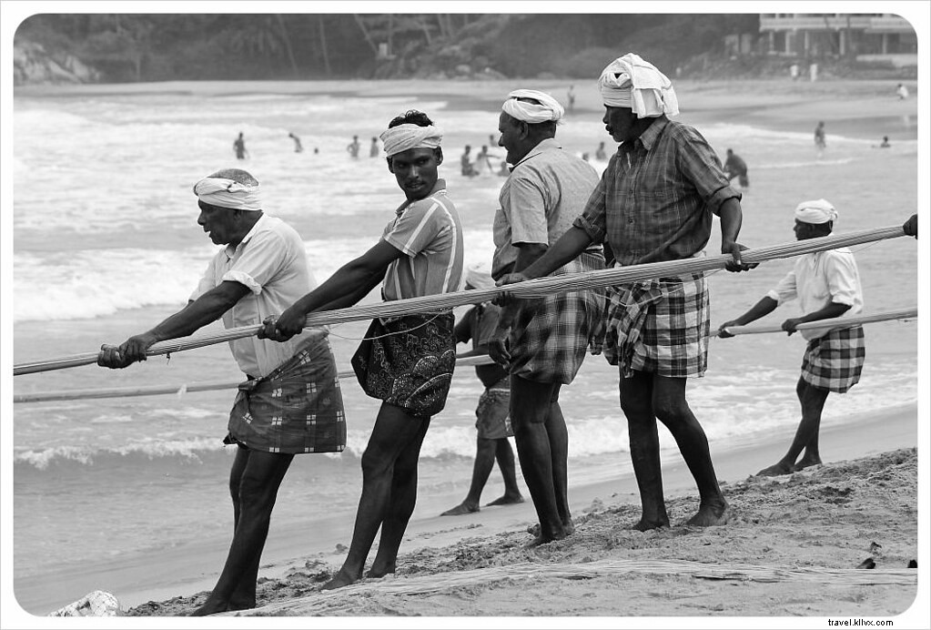 The Rigorous Daily Lives of South India s Fishermen: Chinese Nets in Kochi and Traditional Hauls in Kovalam