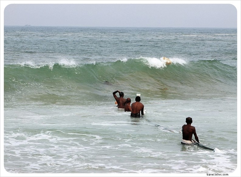 The Rigorous Daily Lives of South India s Fishermen: Chinese Nets in Kochi and Traditional Hauls in Kovalam
