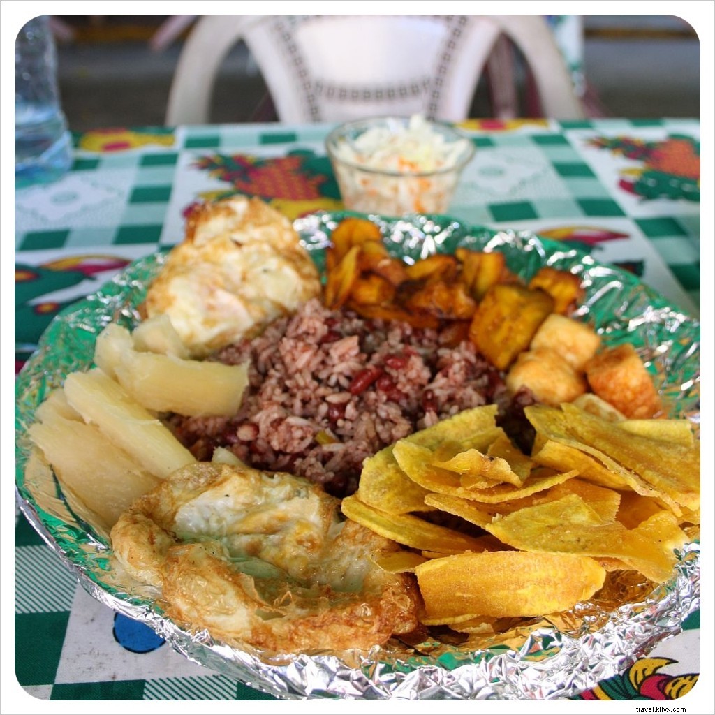 5 Compelling Reasons to Visit Belize: Caribbean Paradise Awaits