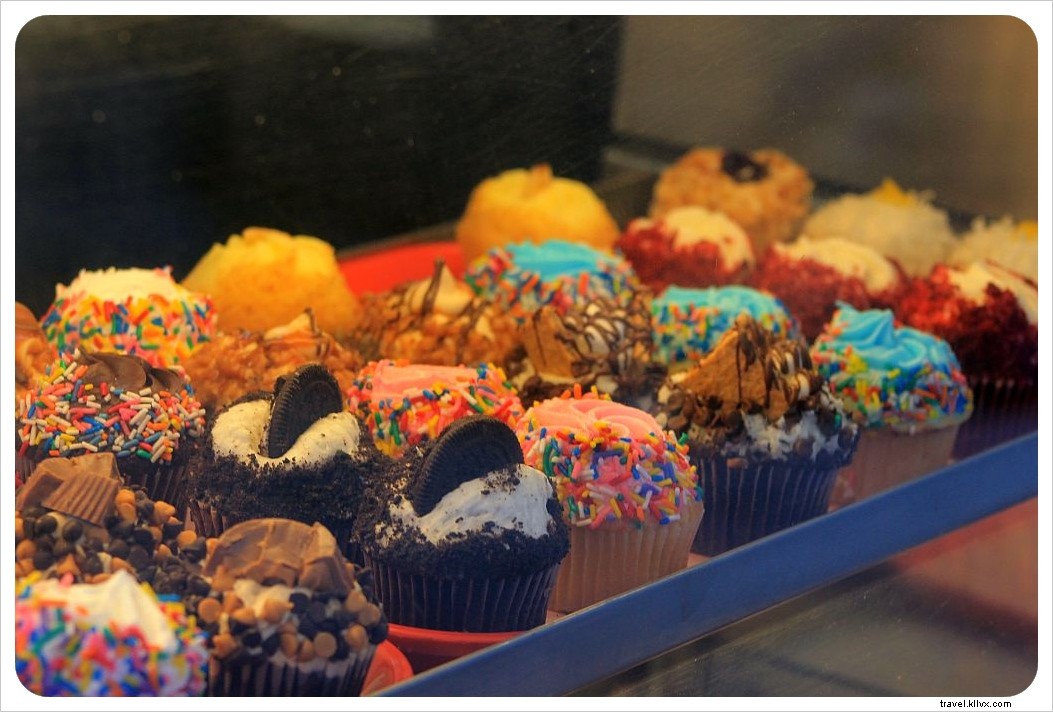 The 6 Best Bakeries in Chicago: Top Spots for Irresistible Pastries