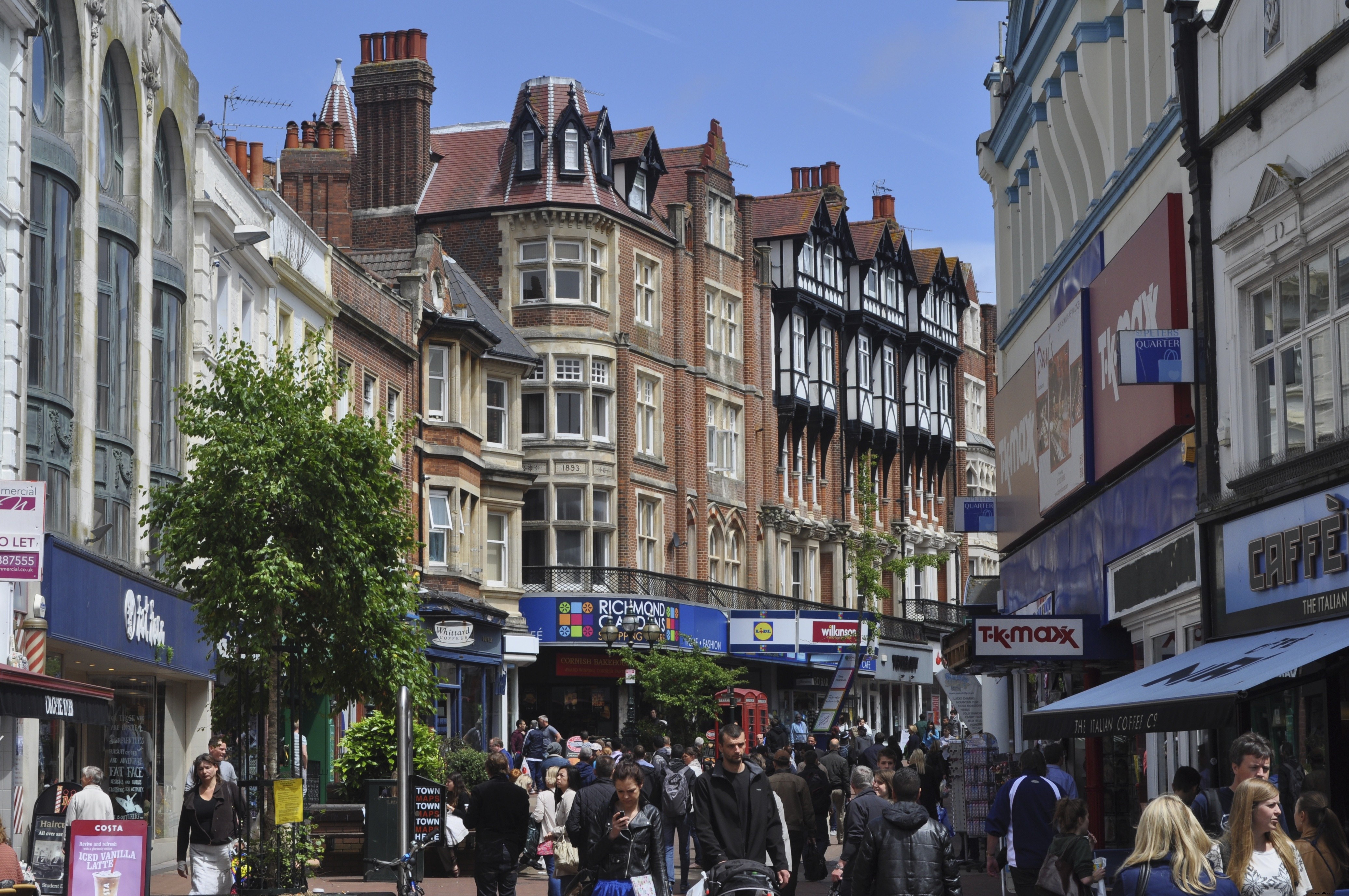 Ultimate Weekend Guide: Top Things to Do in Bournemouth