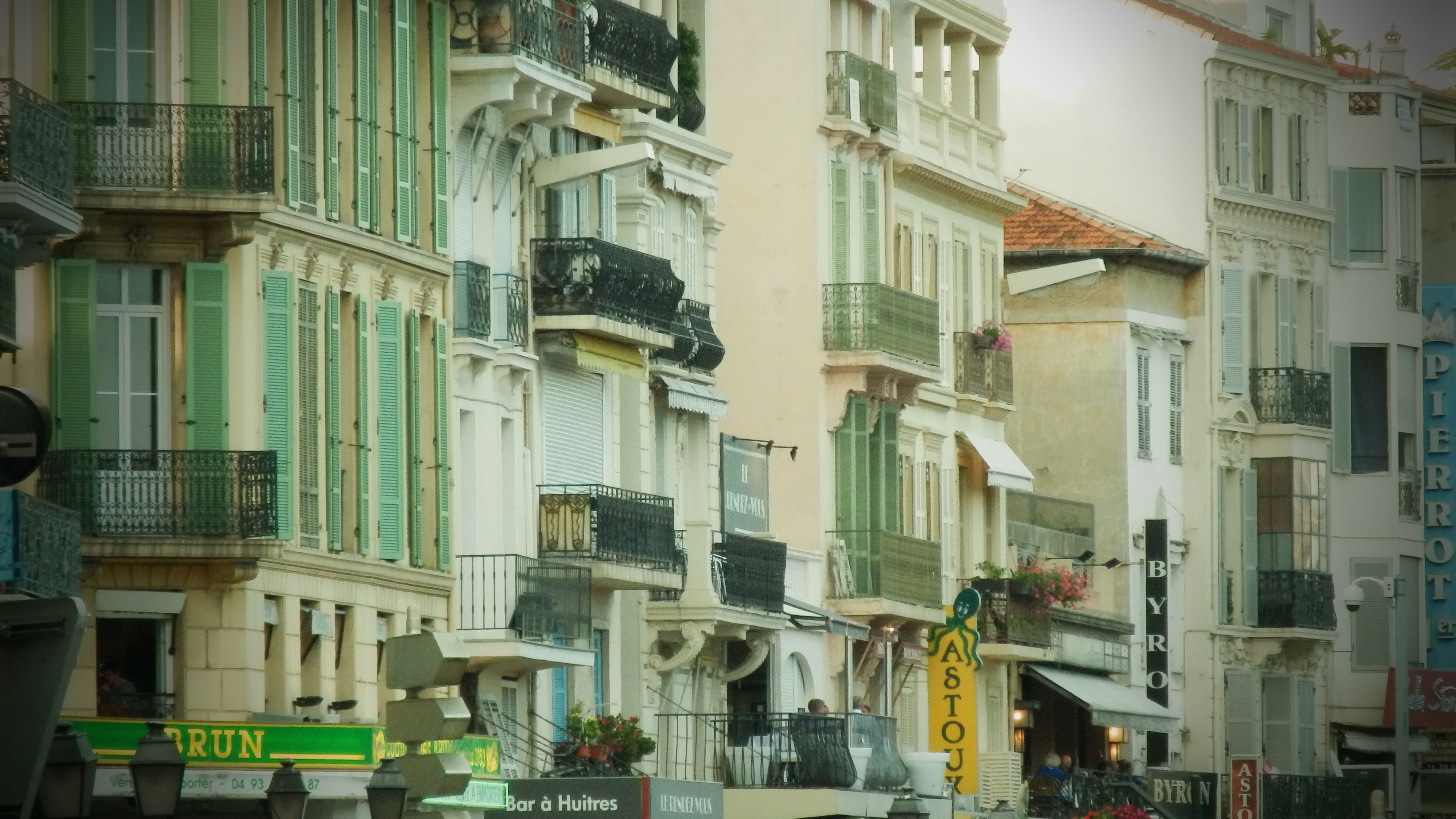 5 Compelling Reasons to Visit Cannes Beyond the Film Festival