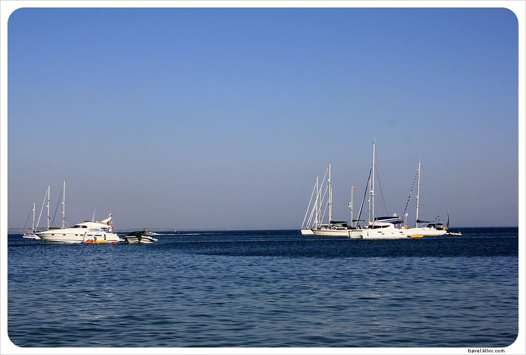 Top 3 Must-Visit Destinations in Portugal: Lisbon, Porto, and the Algarve