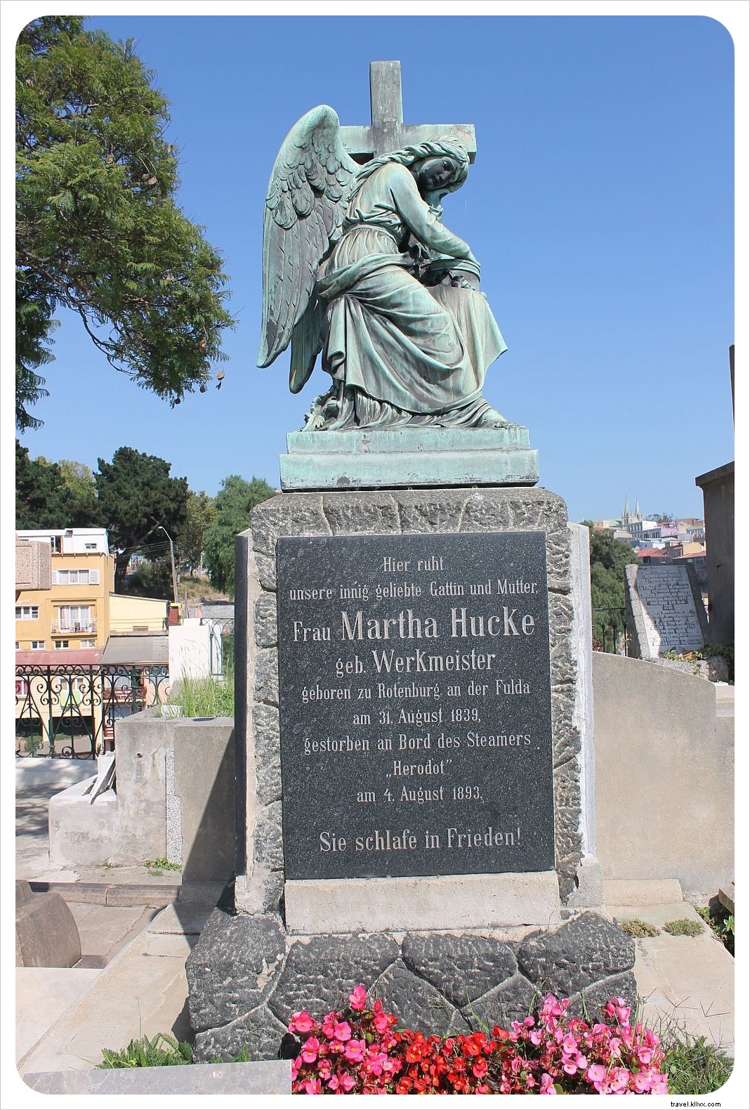 Discover Valparaíso s Soul: Tales from the Cementerio de Disidentes