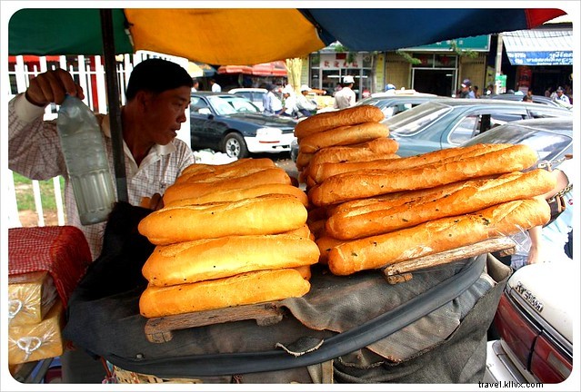 Photo Essay: Vibrant Markets of Cambodia – Exotic Fruits, Street Food, and Local Life