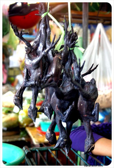 Photo Essay: Vibrant Markets of Cambodia – Exotic Fruits, Street Food, and Local Life