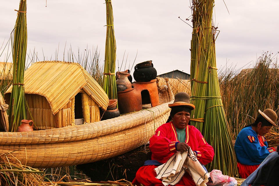 Lake Titicaca Guide: Floating Uros Islands, Puno Sights, and Essential Travel Tips