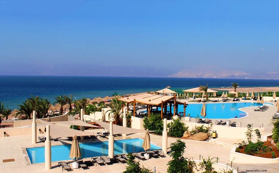 Jordan Guide #5: Aqaba – Red Sea Beaches, Diving Hotspots, and Ancient History
