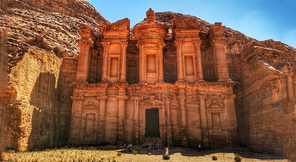Discover Petra in Jordan: Why This Ancient Rock City Makes the Middle East Unmissable