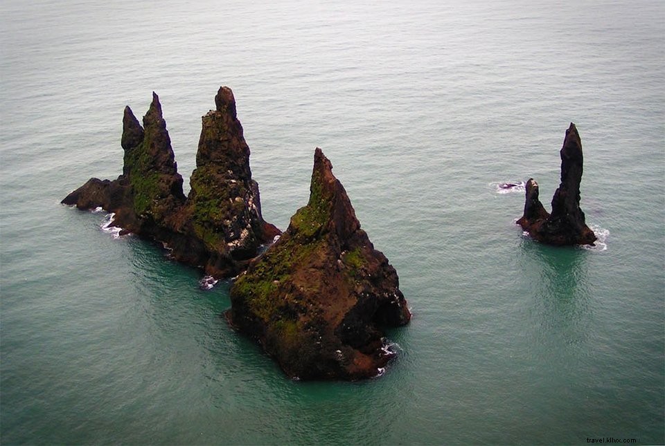 Reynisfjara Black Sand Beach: Ultimate Guide to Iceland s Iconic Wonder