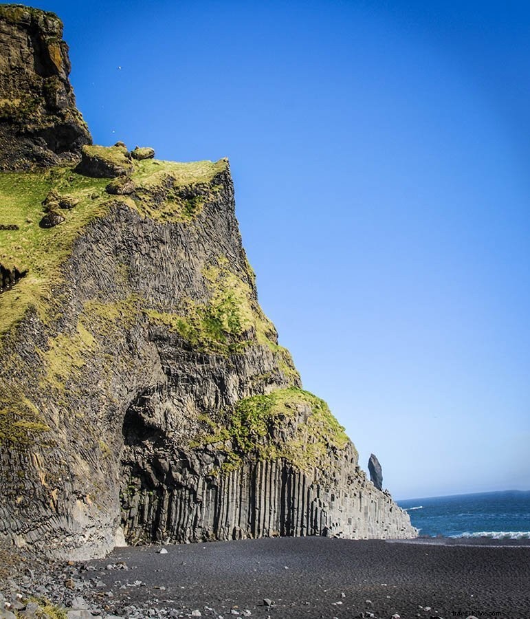 Reynisfjara Black Sand Beach: Ultimate Guide to Iceland s Iconic Wonder
