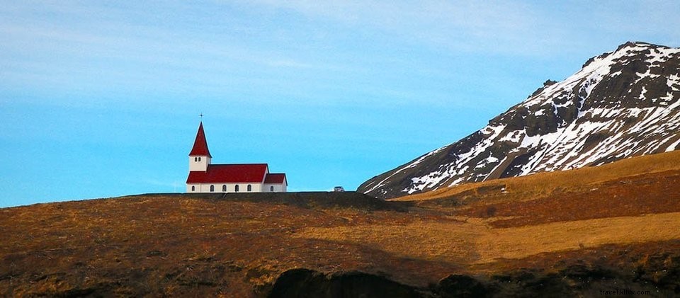 Reynisfjara Black Sand Beach: Ultimate Guide to Iceland s Iconic Wonder