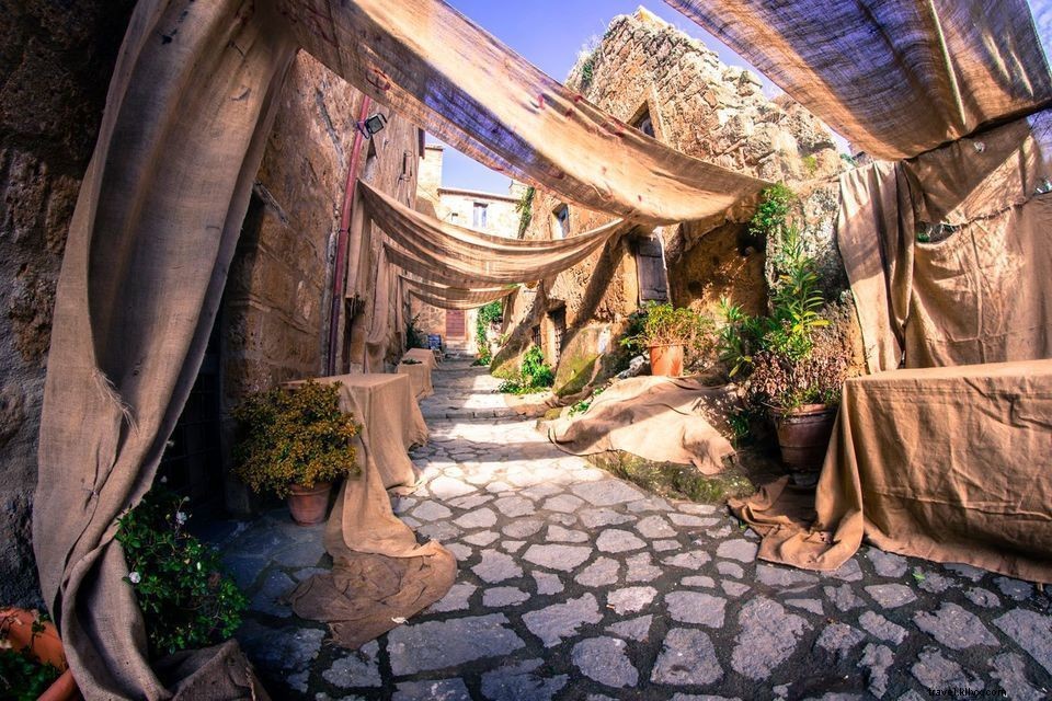 Civita di Bagnoregio: Explore Italy s Enchanting  Dying City  in Lazio