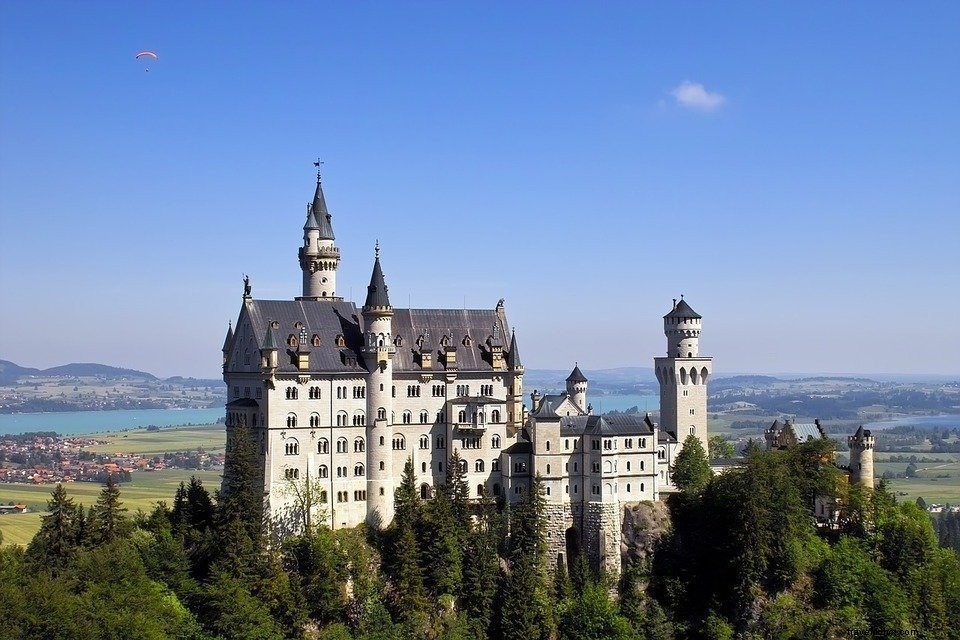 Neuschwanstein Castle: Bavaria s Iconic Fairy-Tale Masterpiece