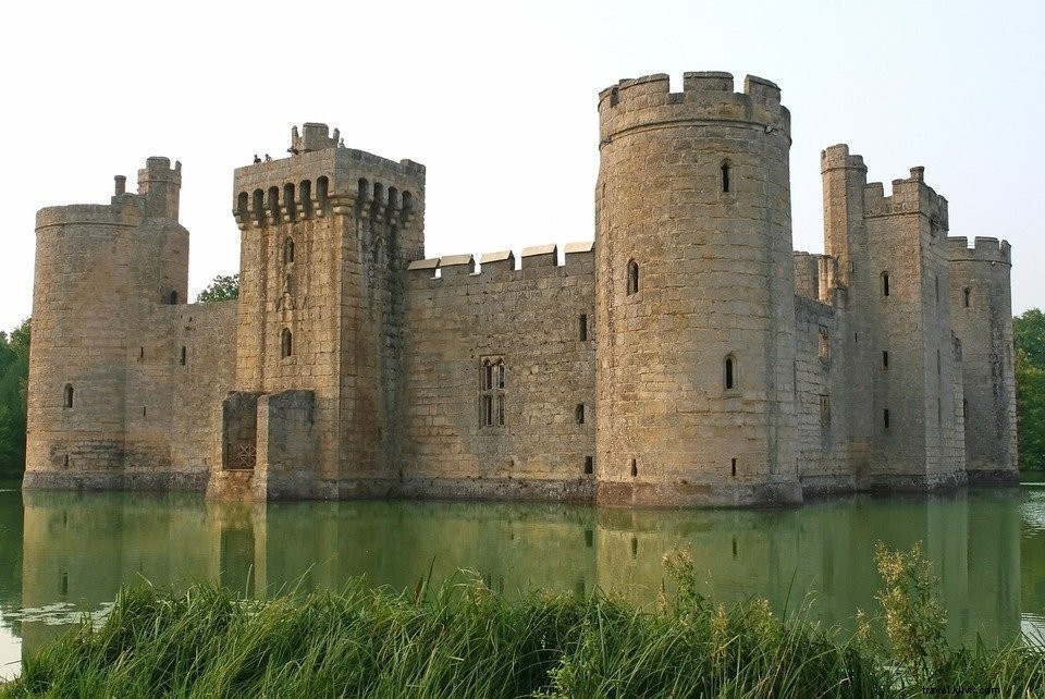 Explore 13 Stunning Historic Castles in England: Ultimate Road Trip Guide